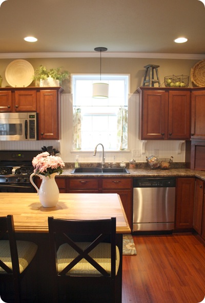 Decorating Above Kitchen Cabinets With Vaulted Ceiling ...